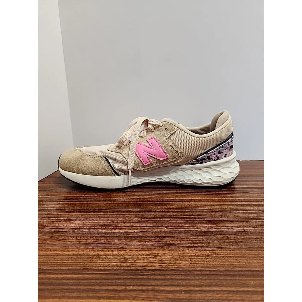 New Balance Fresh Foam X70 V1 Women's Tan Pink Size 5 B Sneakers Shoes - Picture 4 of 9